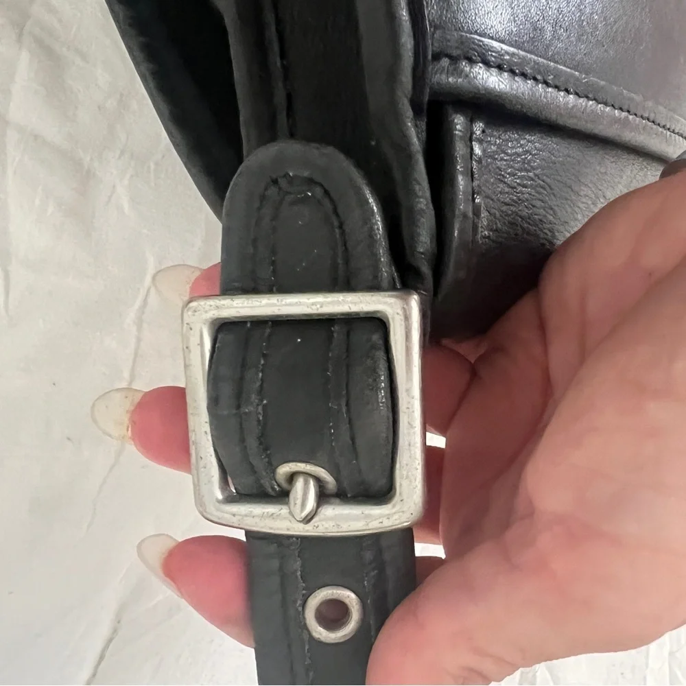 Vintage Coach Legacy Studio Flap Medium Crossbody Bag Black Leather H9Z 9145